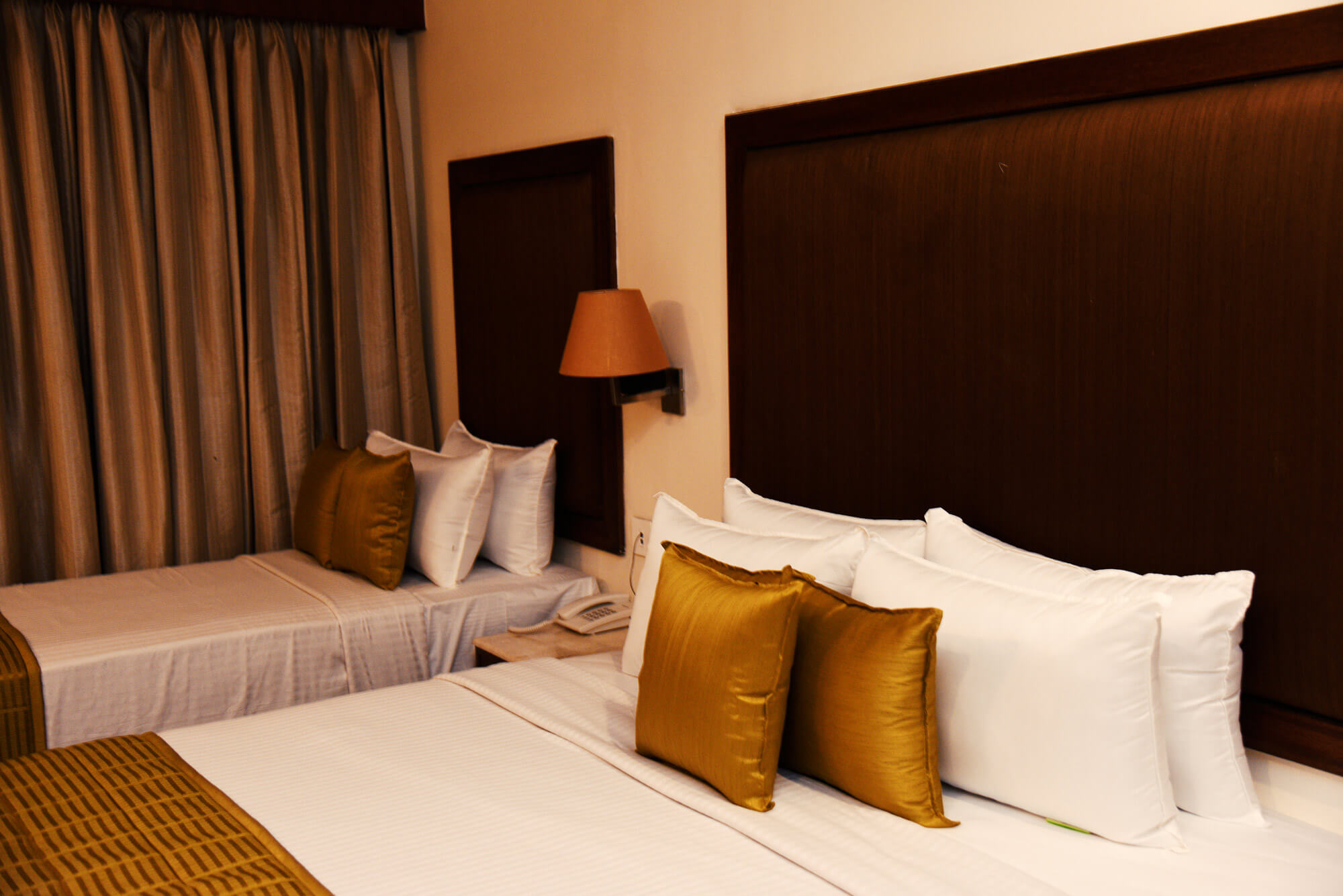 Triple bed room facilities at Hotel Rameswaram Grand